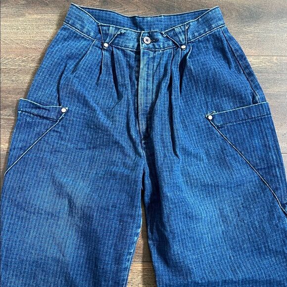 Vintage Levis Junior Size 9 Pin-Striped Blue Denim Jeans Pleated High Rise 24 - Picture 2 of 13